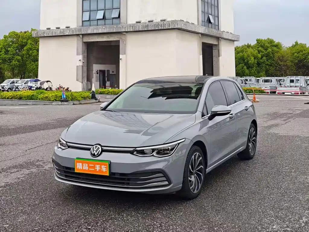 Volkswagen Golf 2023