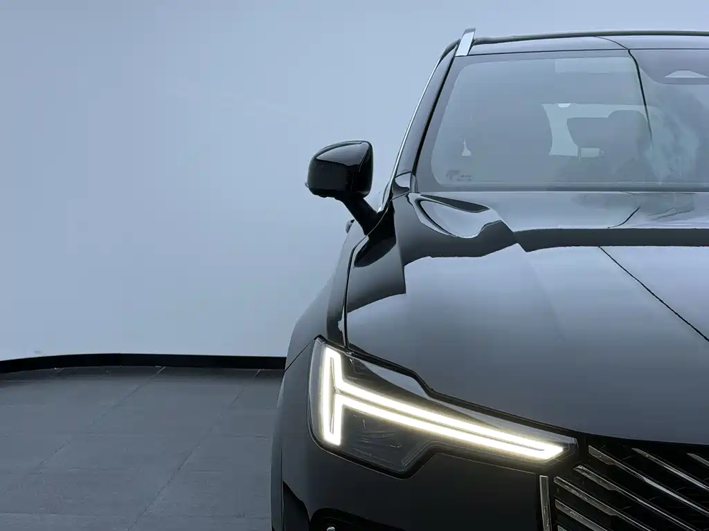 Volvo XC90 Plug-In Hybrid 2025 — фото 9