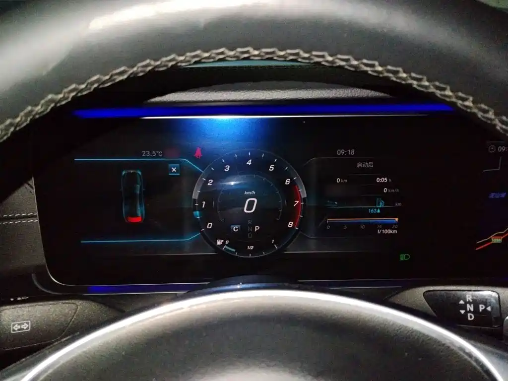 Mercedes-Benz E-Class 2018 — фото 4