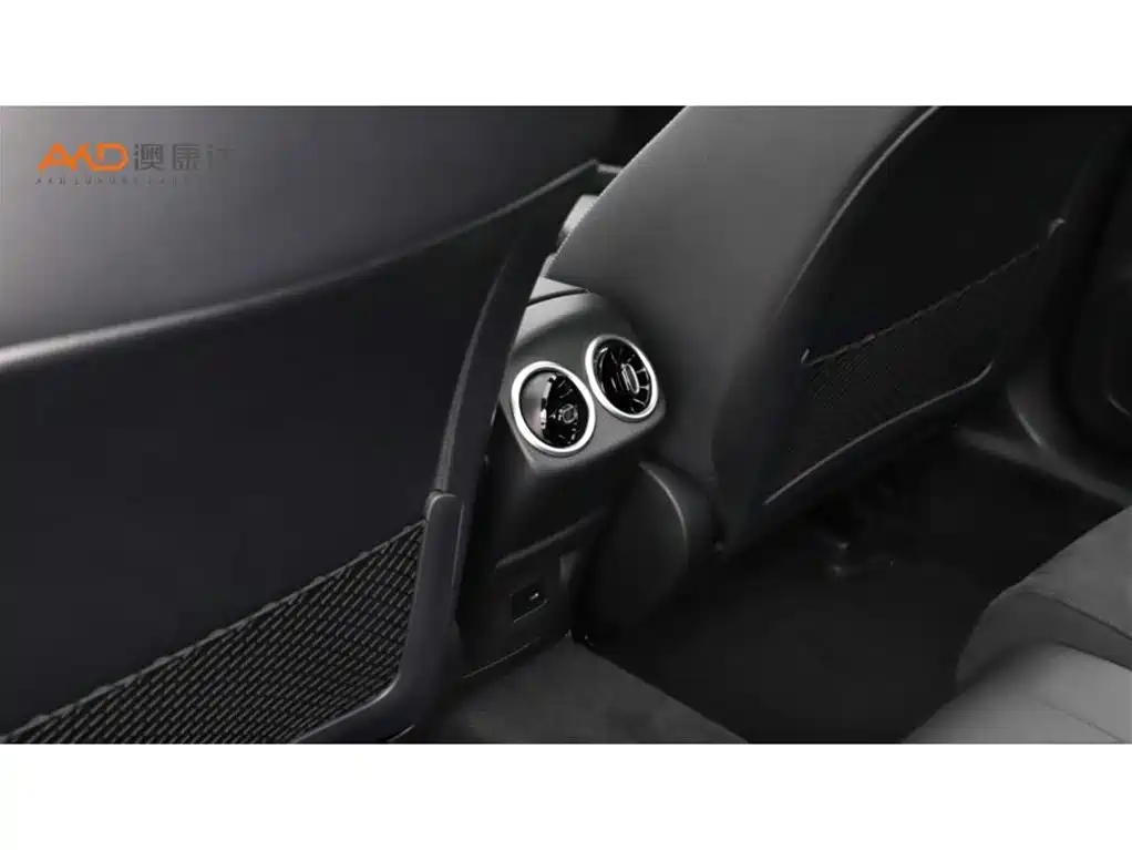 Mercedes-Benz A-Class 2023 — фото 9