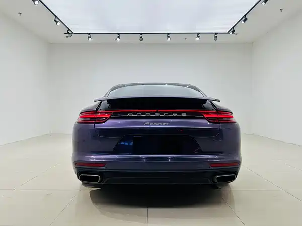 Porsche Panamera 2018