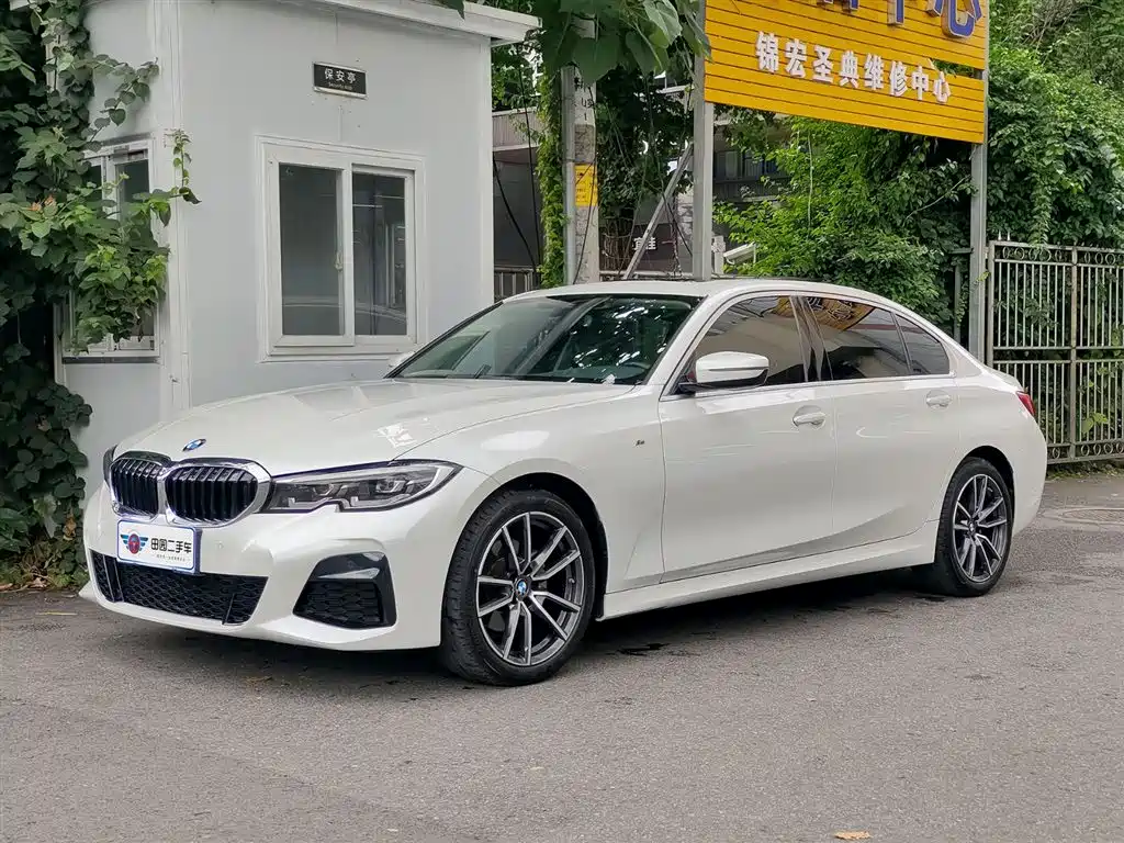 BMW 3 Series 2021