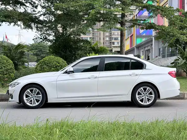 BMW 3 Series 2017