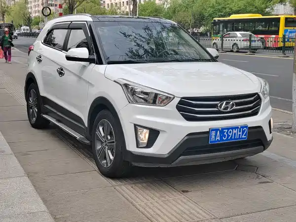 Hyundai ix25 2015