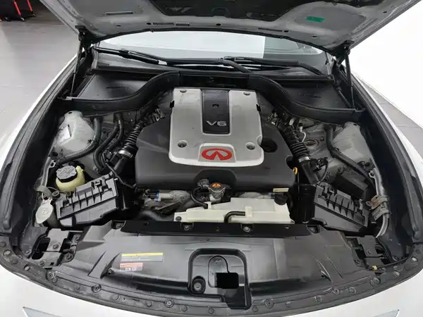 Infiniti G Series 2011