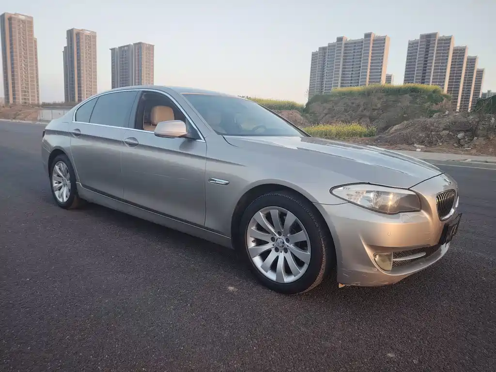 BMW 5 Series 2012
