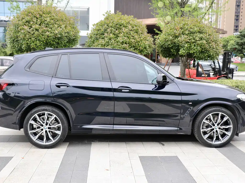 BMW X3 2022 — фото 7