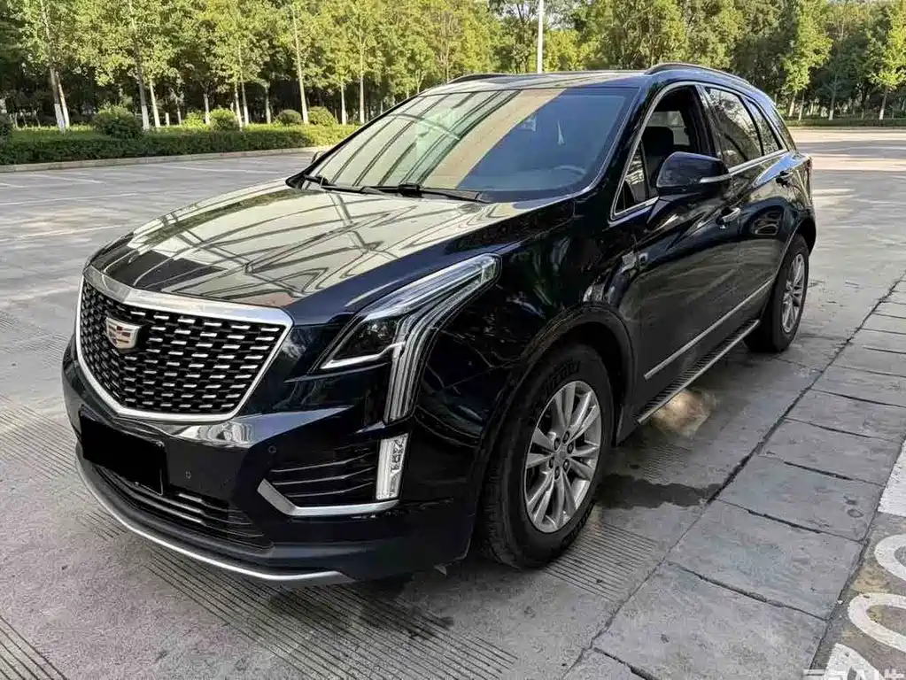 Cadillac XT5 2022 — фото 1