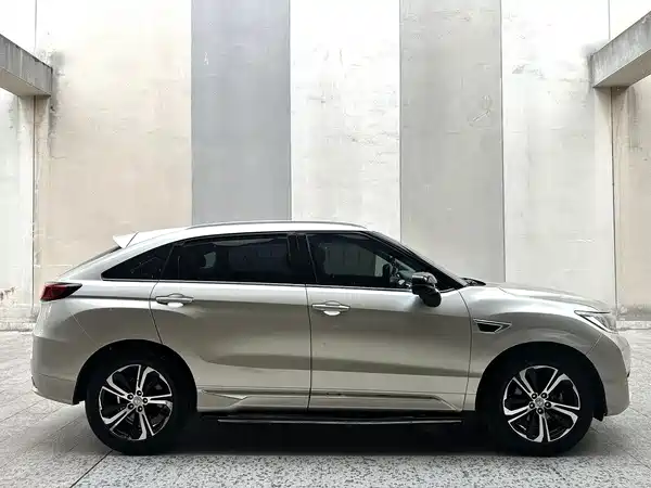 Honda UR-V 2018