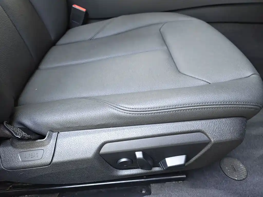 BMW 3 Series 2015 — фото 10
