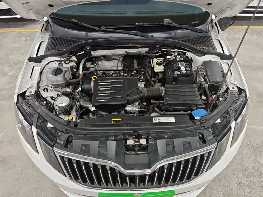 Skoda Octavia 2020 — фото 20