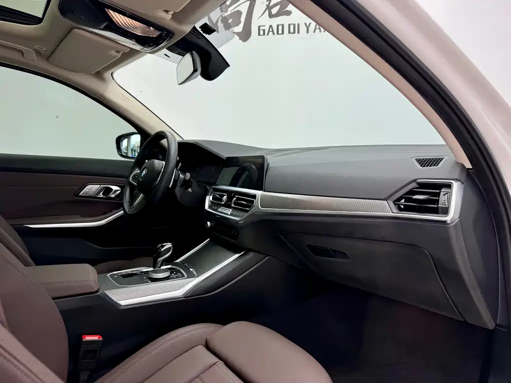 BMW 3 Series 2021 — фото 15