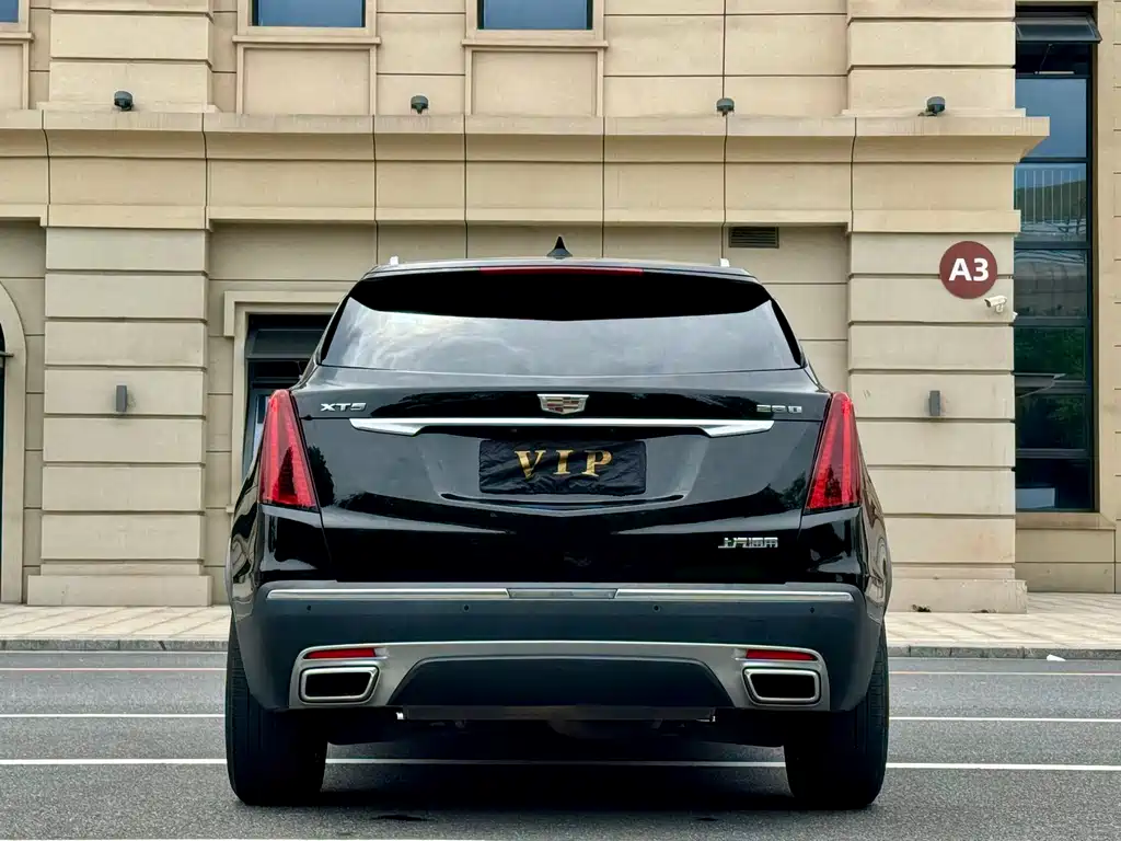 Cadillac XT5 2021 — фото 8