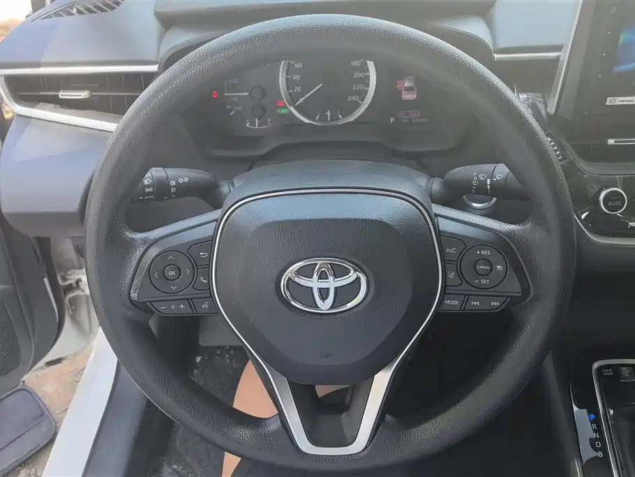 Toyota Corolla 2019 — фото 15