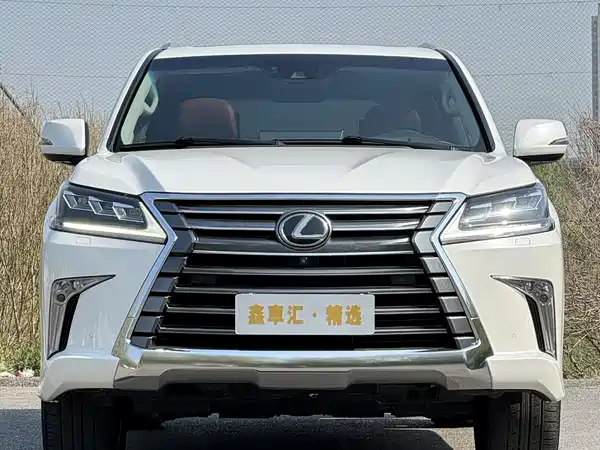 Lexus LX 2019