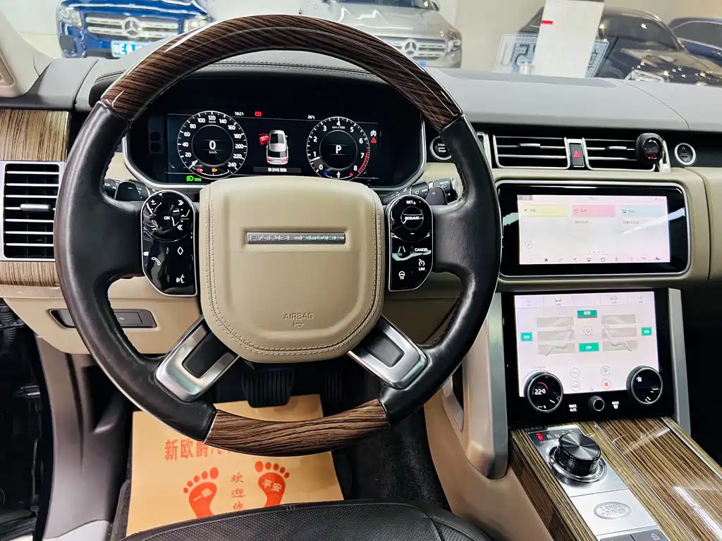 Land Rover Range Rover 2019 — фото 9