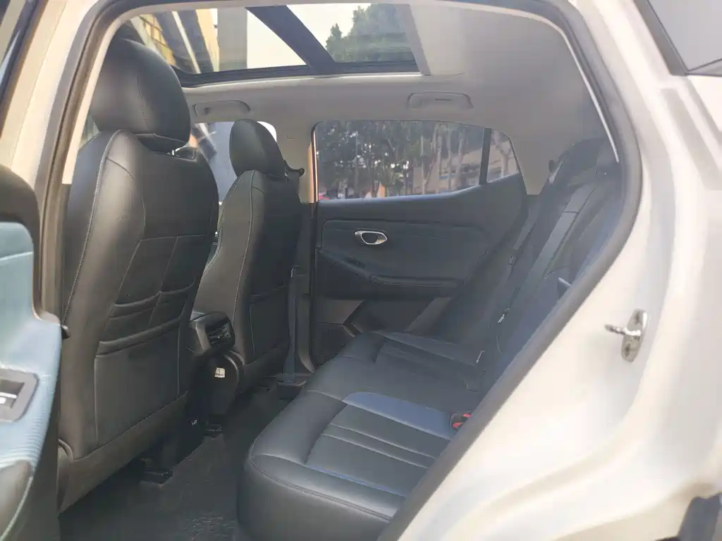 GAC Trumpchi GS3 2023 — фото 13