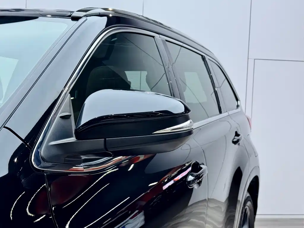 Toyota Highlander 2020 — фото 28