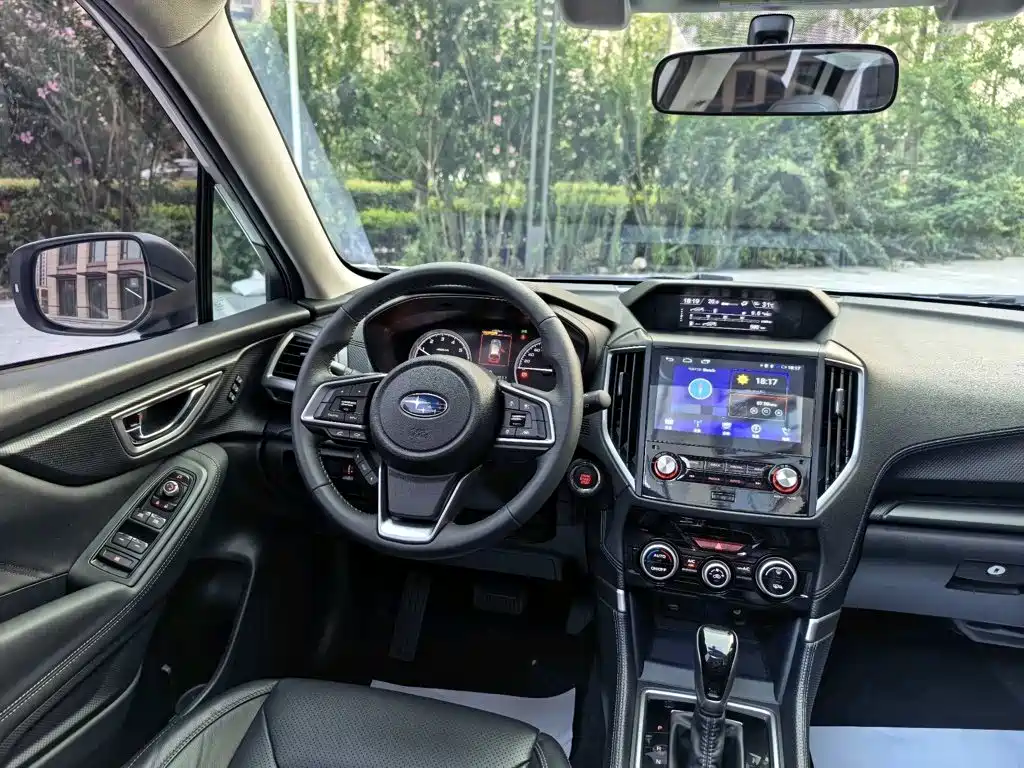 Subaru Forester 2020 — фото 18