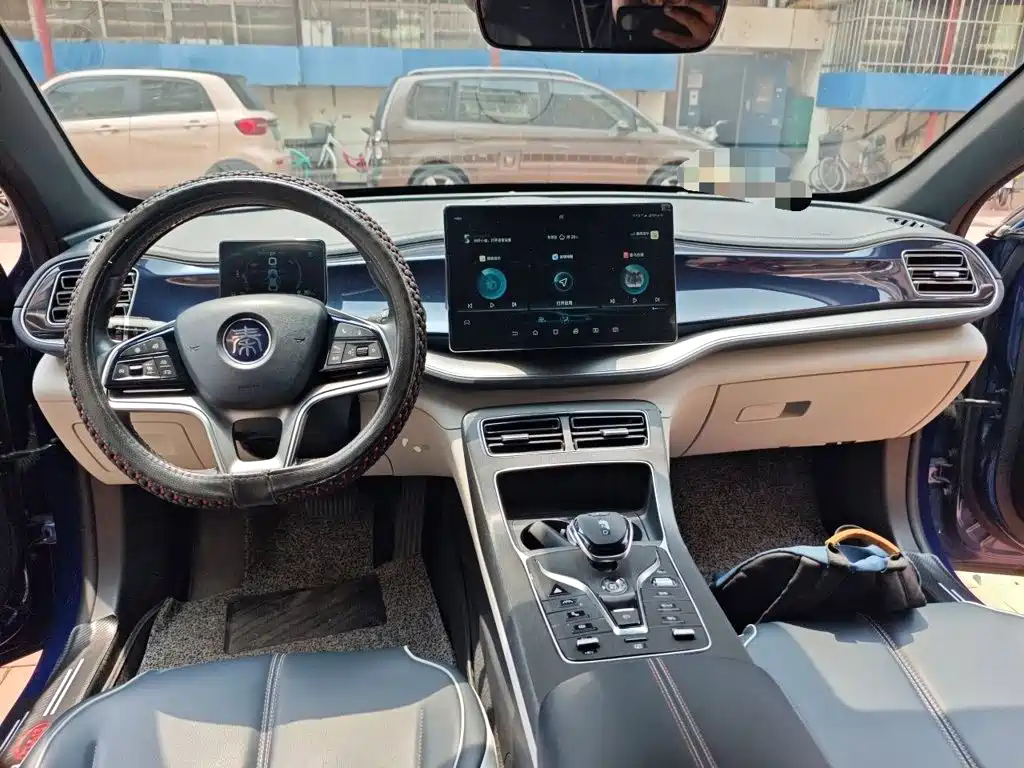 BYD Qin PLUS 2023 — фото 13