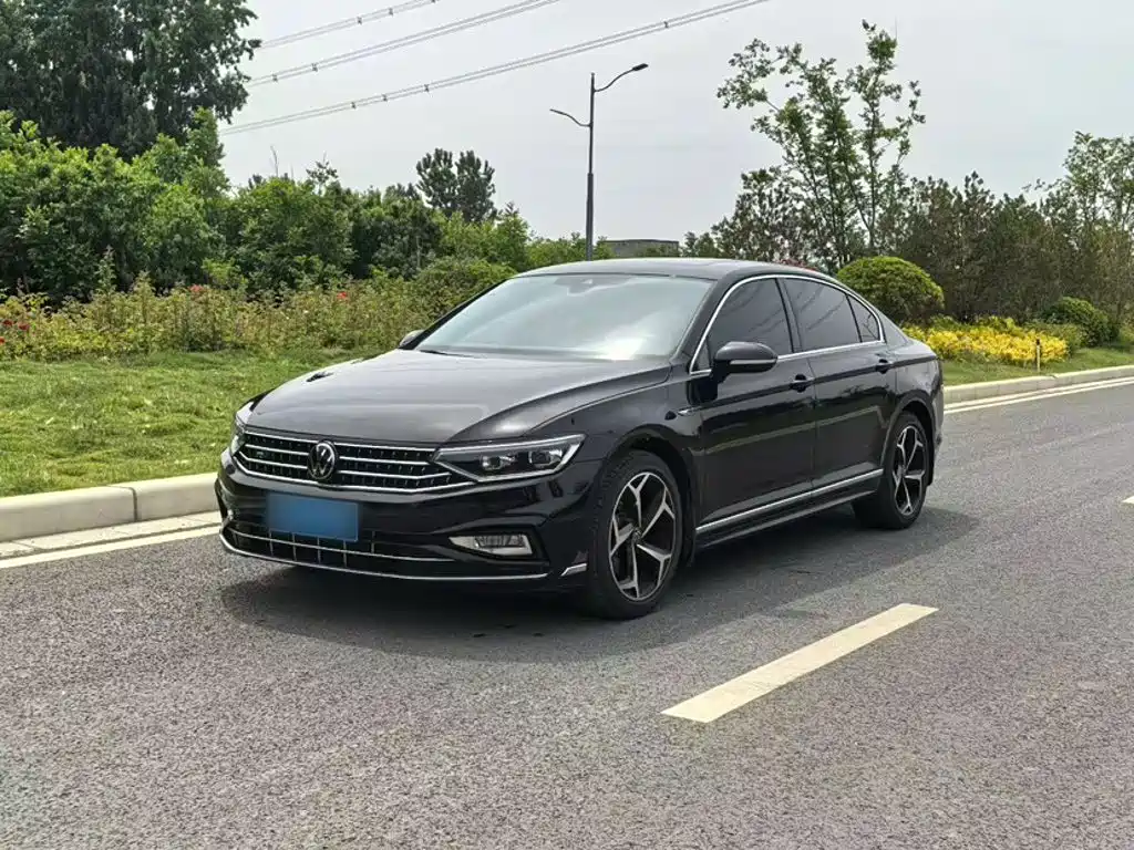 Volkswagen Magotan 2023
