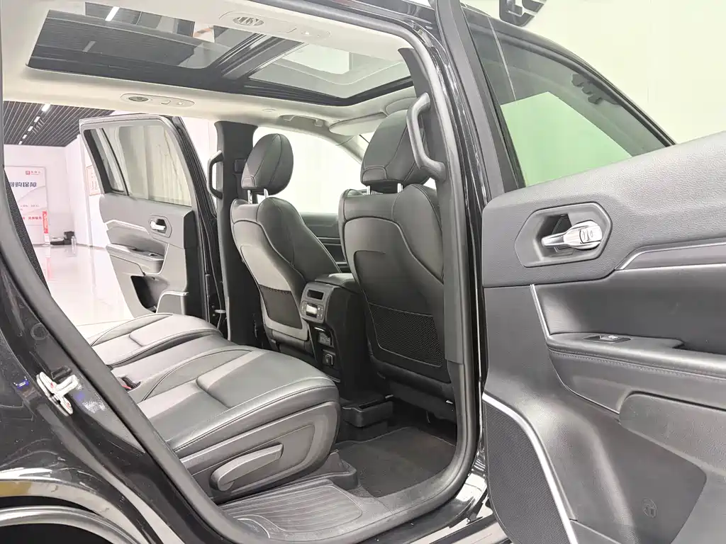 Jeep Grand Commander 2020 — фото 9