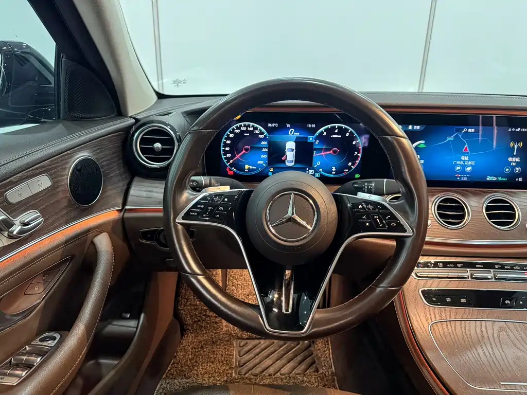 Mercedes-Benz E-Class 2021 — фото 14