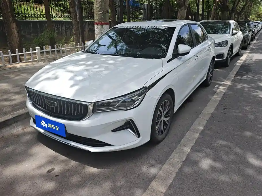 Geely Emgrand 2024