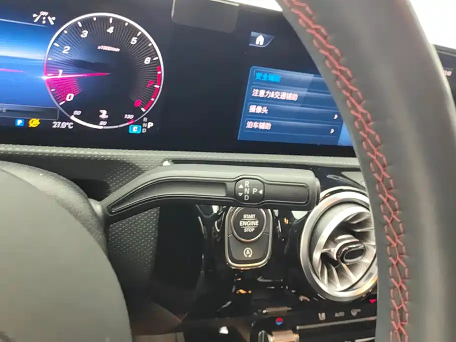 Mercedes-Benz A-Class 2023 — фото 16