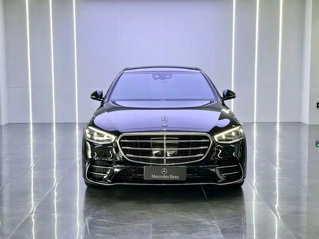 Mercedes-Benz S-Class 2022 — фото 1