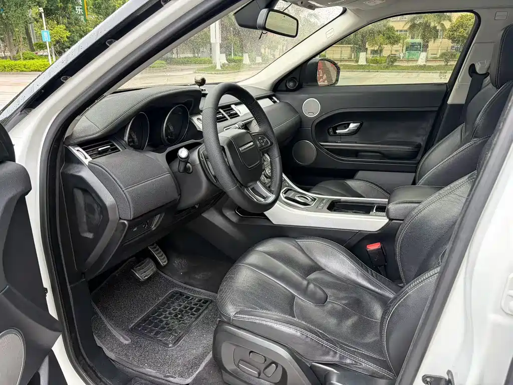 Land Rover Evoque 2014