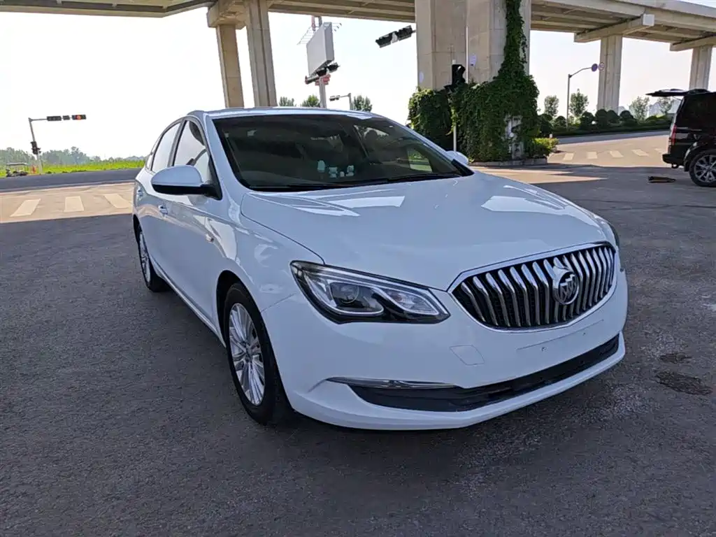 Buick Excelle 2017 — фото 4