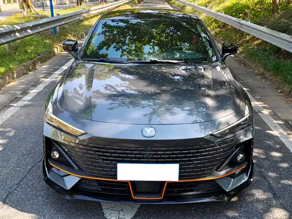 Changan UNI-V 2022