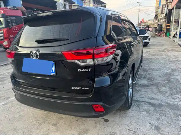 Toyota Highlander 2018