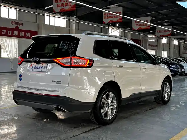 Ford Edge 2016