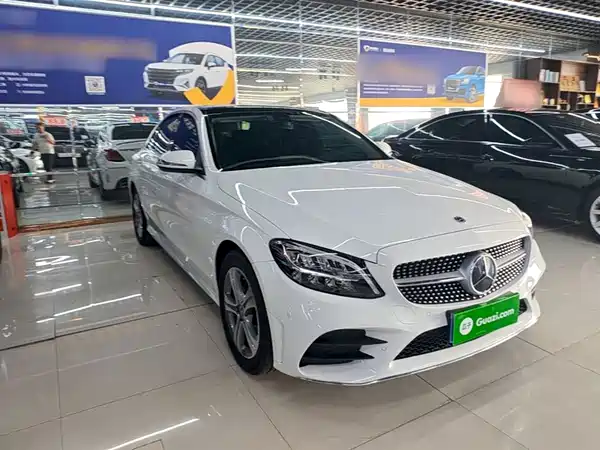 Mercedes-Benz C-Class 2021