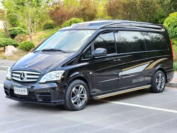 Mercedes-Benz Vito 2013
