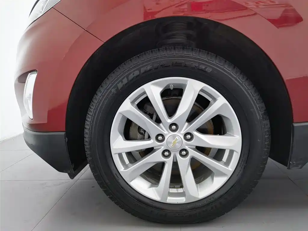 Chevrolet Equinox 2018 — фото 17