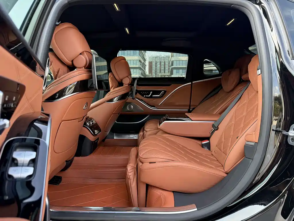 Mercedes-Benz Maybach S-Class 2024 — фото 10