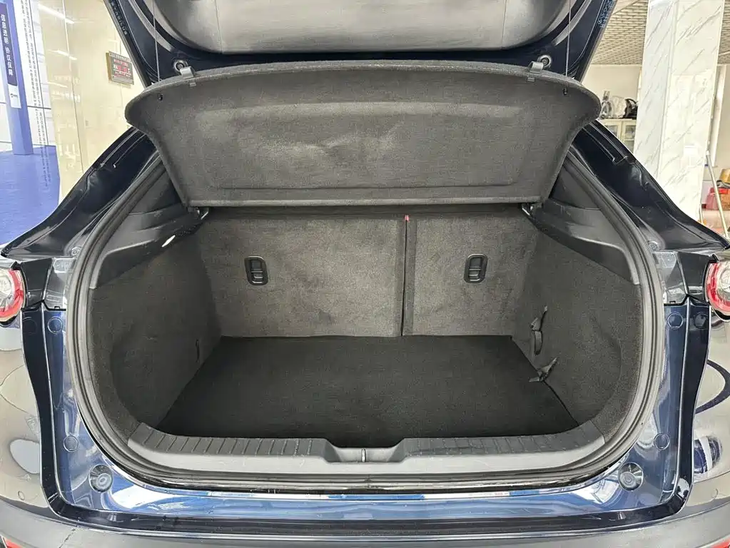 Mazda CX-30 2022 — фото 28