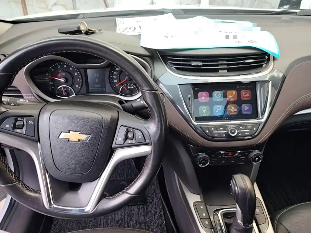 Chevrolet Malibu 2018 — фото 10