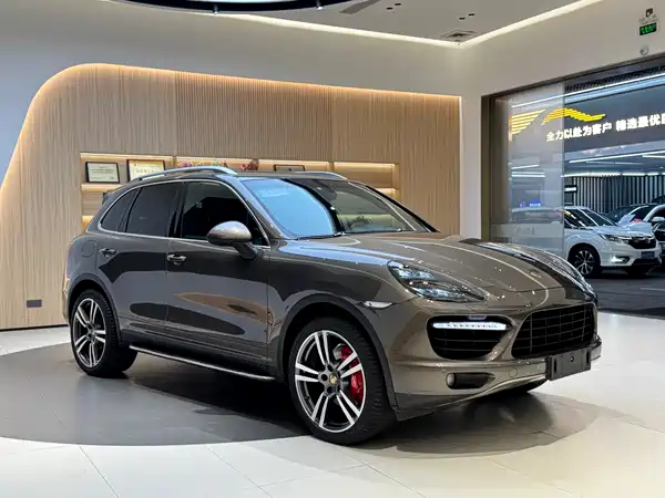 Porsche Cayenne 2014
