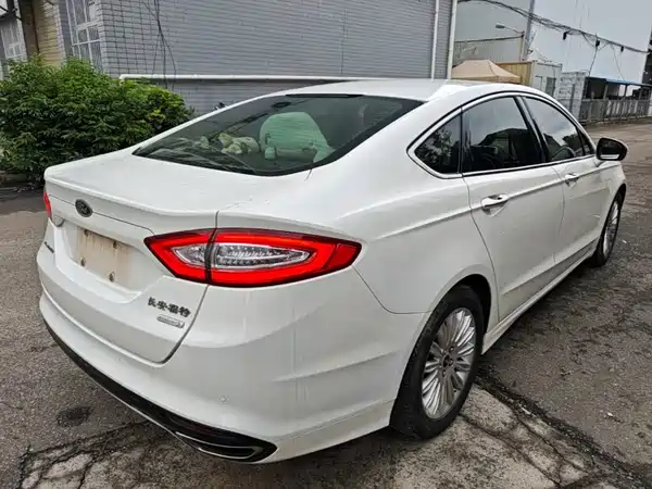 Ford Mondeo 2016