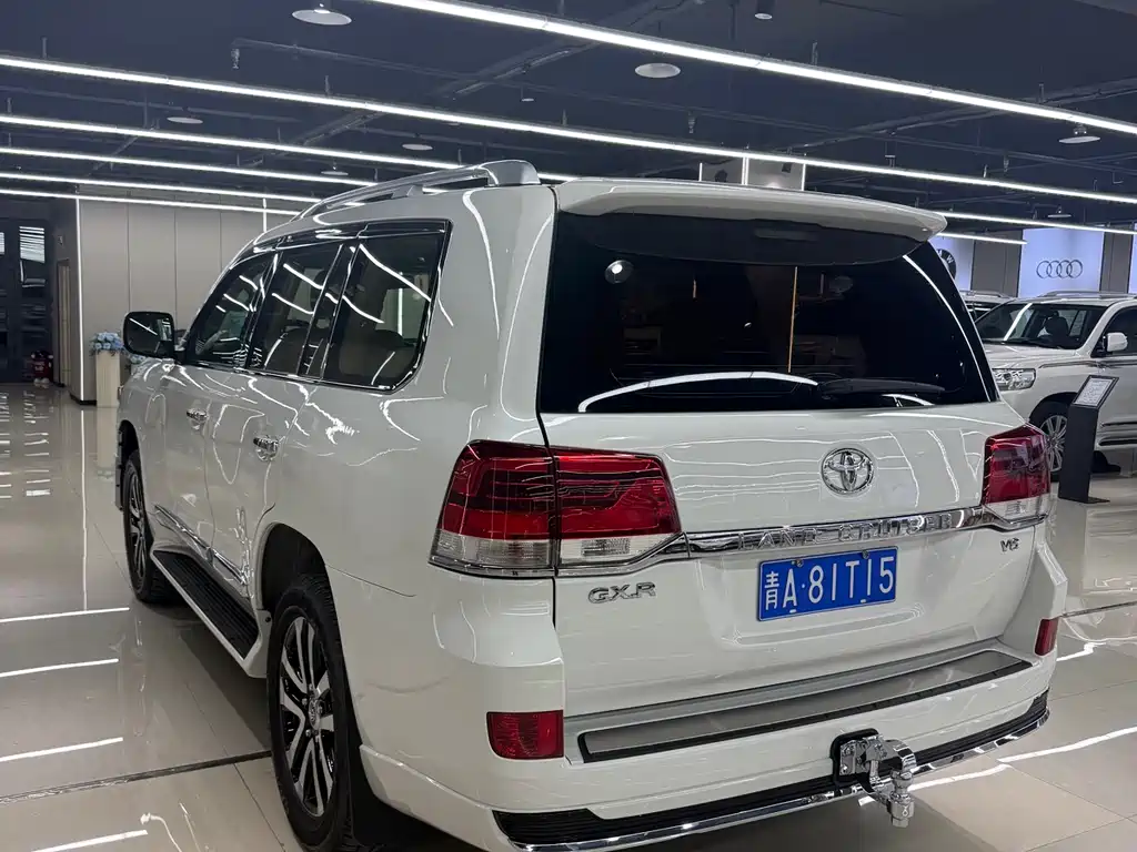 Toyota Land Cruiser 2015 — фото 4