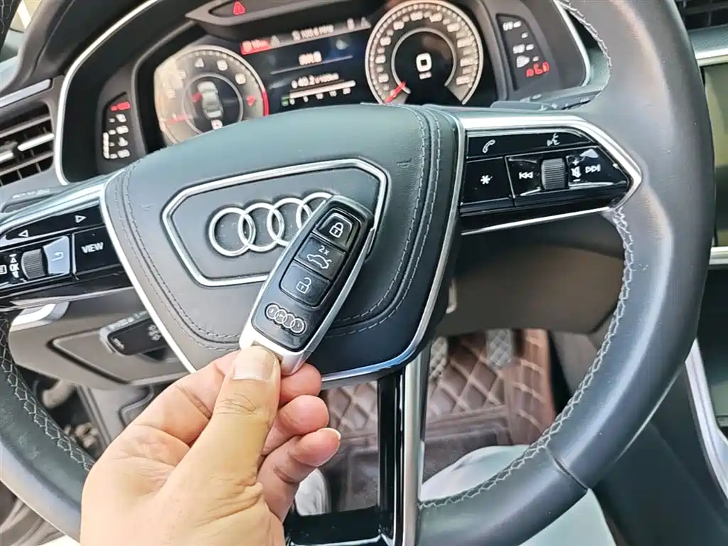 Audi A6L 2023 — фото 9