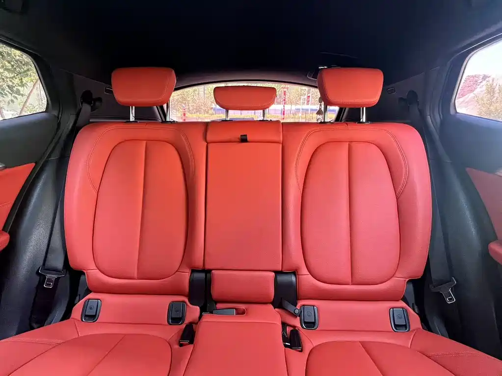 BMW X2 2020 — фото 14