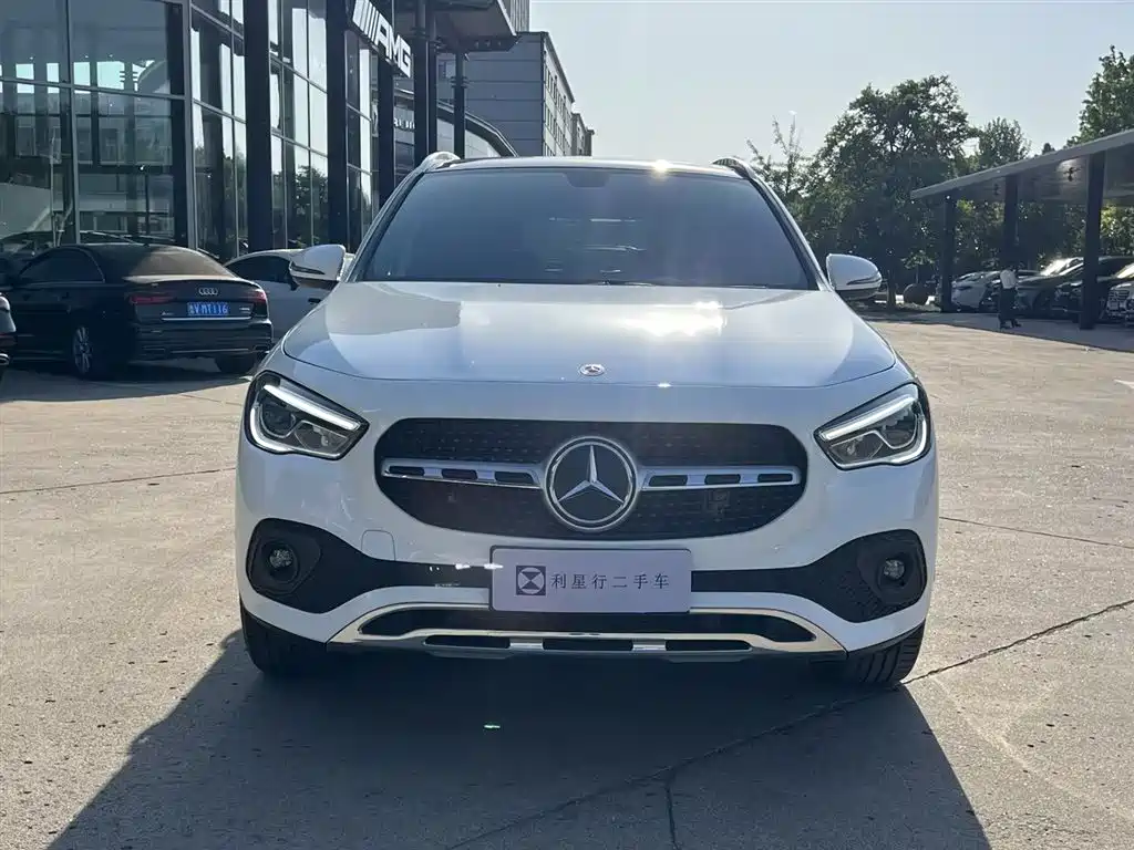 Mercedes-Benz GLA 2021 — фото 2