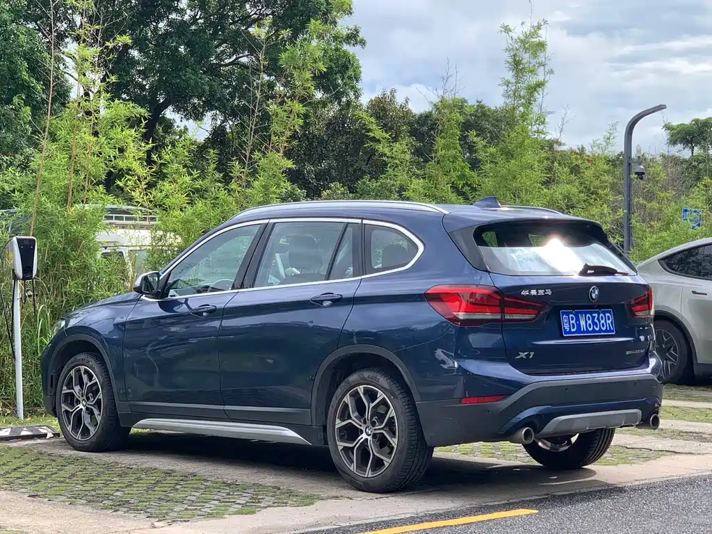 BMW X1 2022 — фото 5