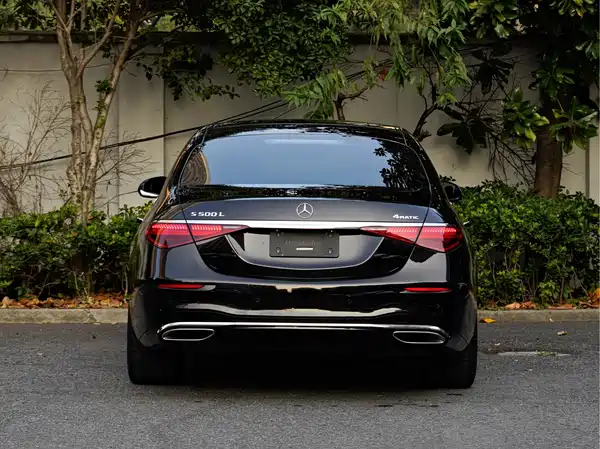 Mercedes-Benz S-Class 2023