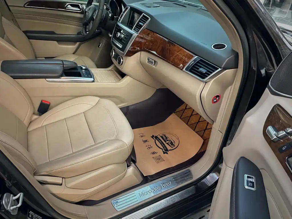 Mercedes-Benz M-Class 2013 — фото 15